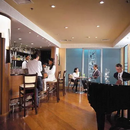 Estanplaza Funchal Faria Lima 